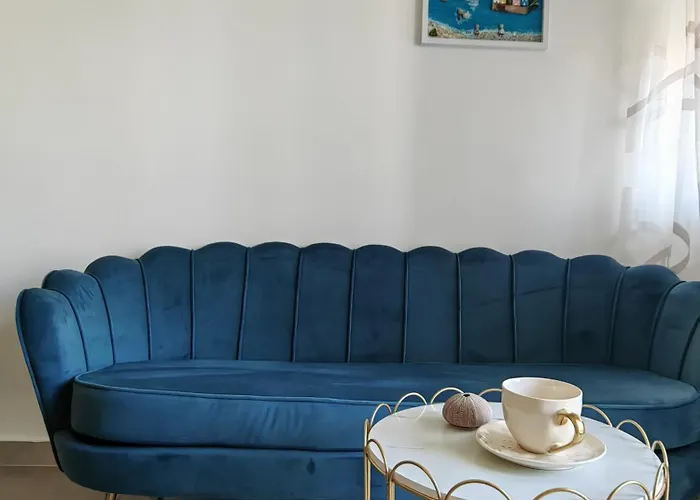 Nearby & Palace Апартаменты Сплит